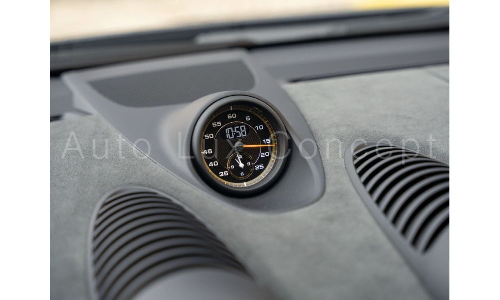 791144