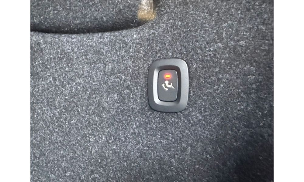 527957