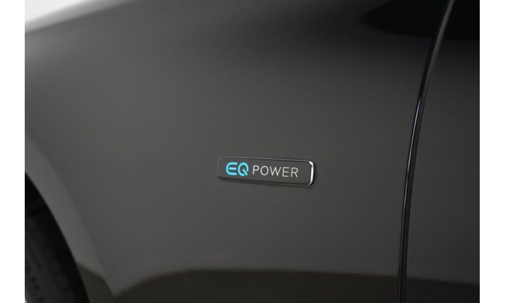 688592