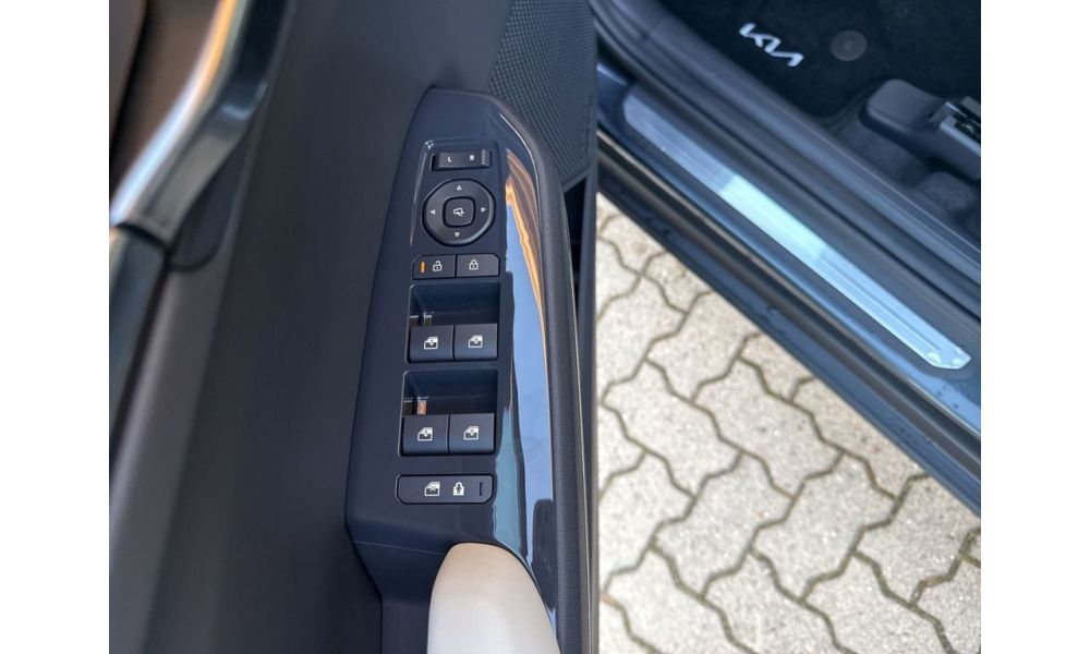 911912