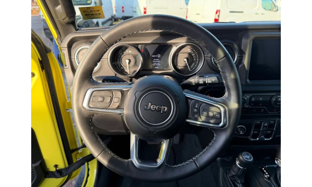 378022