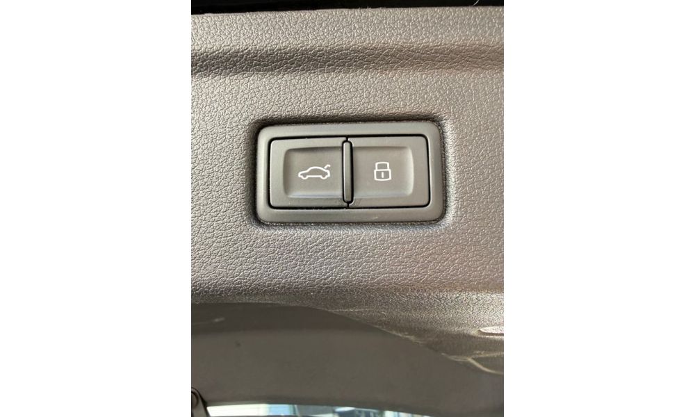 122377
