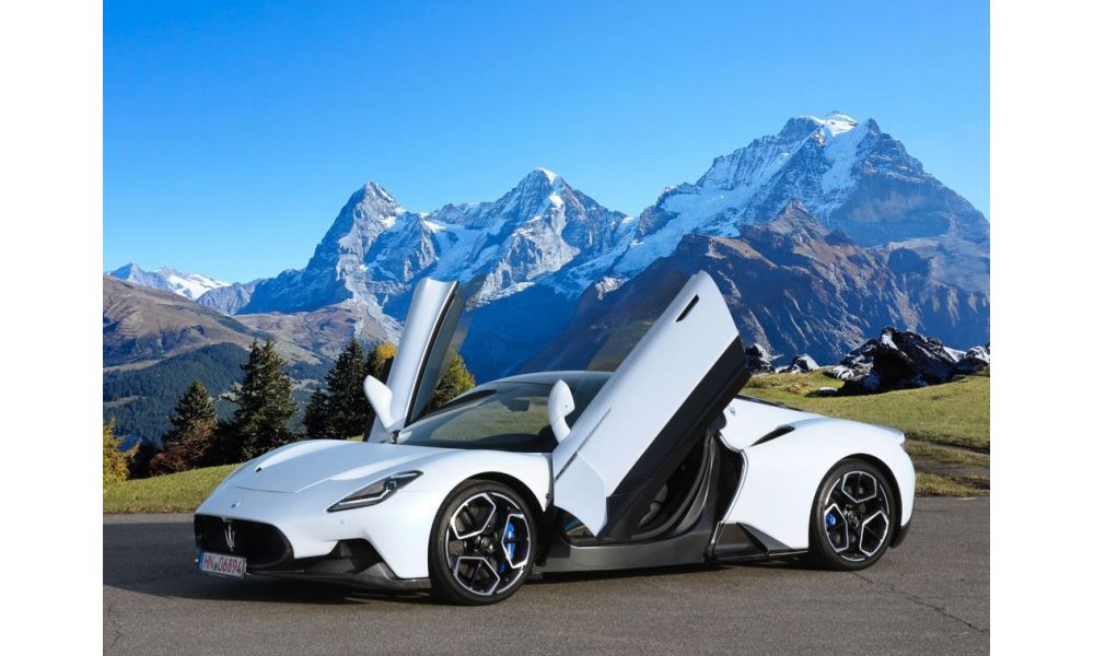 846135