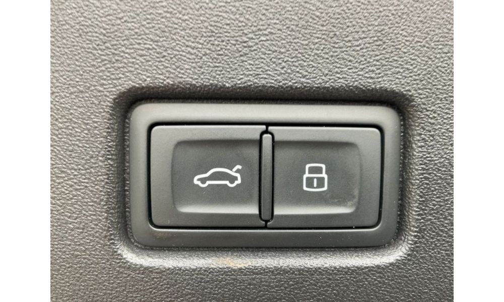 847796