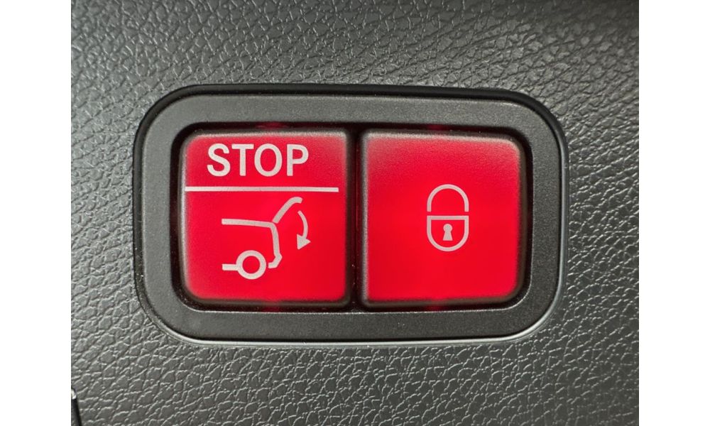 304129