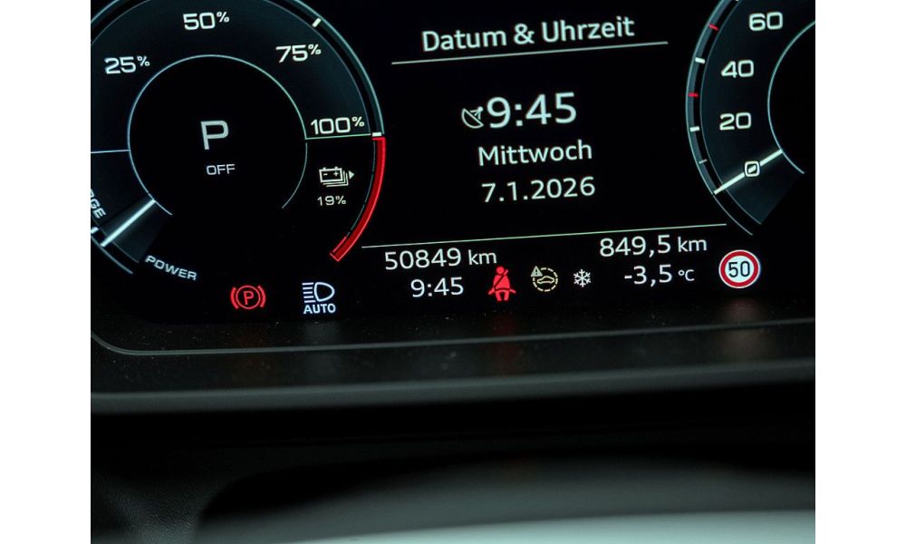 658829
