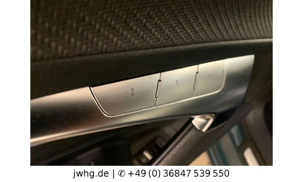 556446
