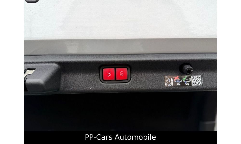 893109