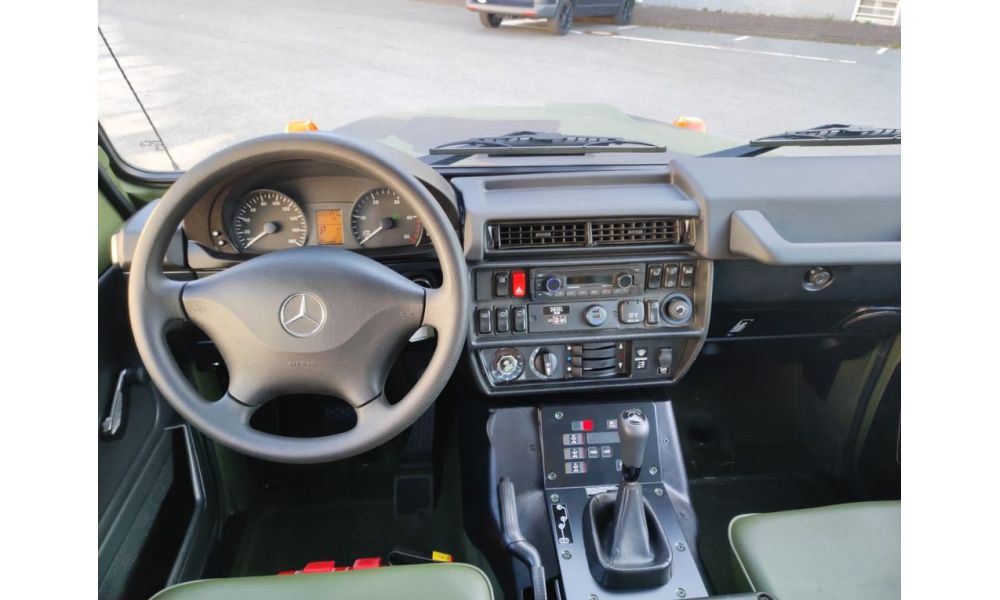 995685