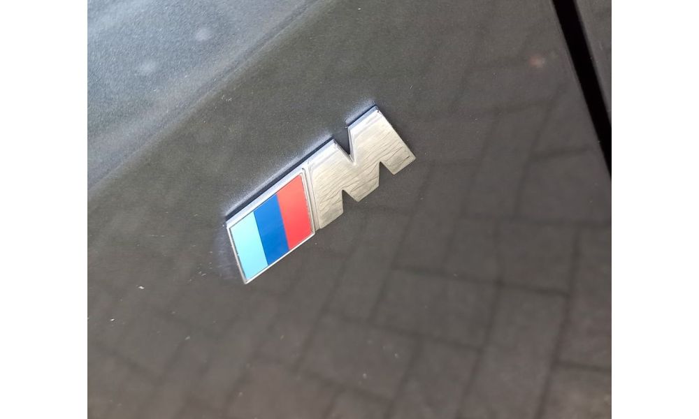 449696