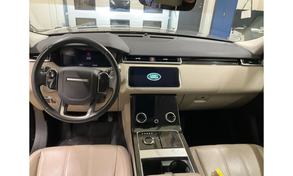 305875
