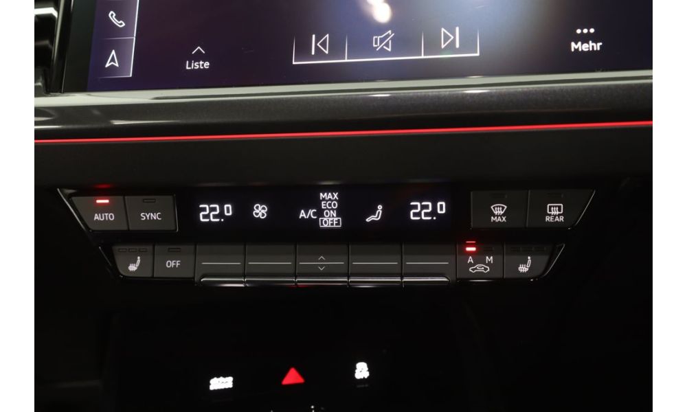 304819