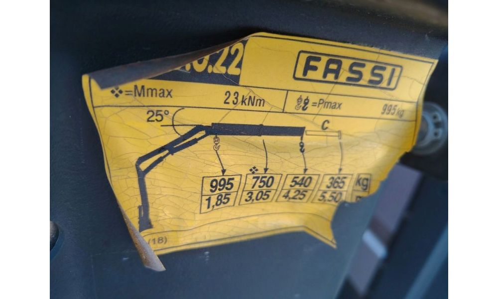 389135