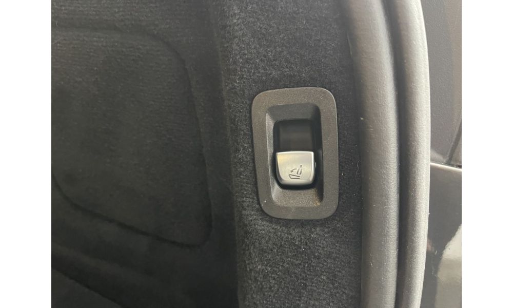 573770