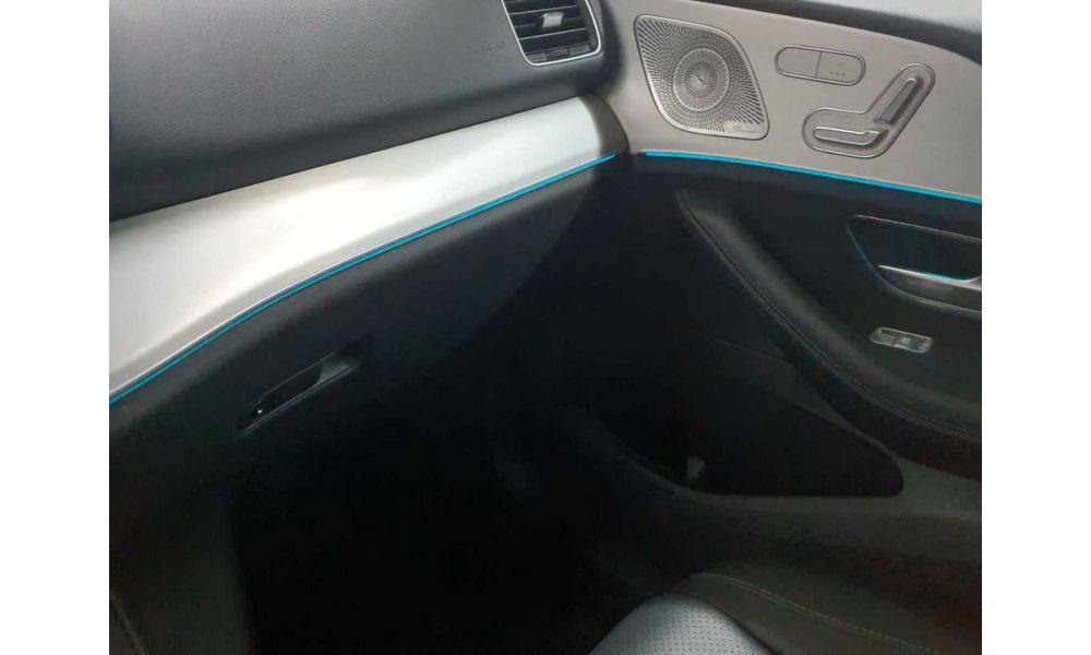 866458