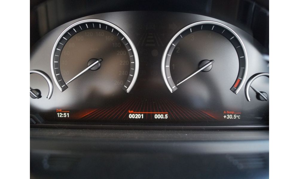 676705