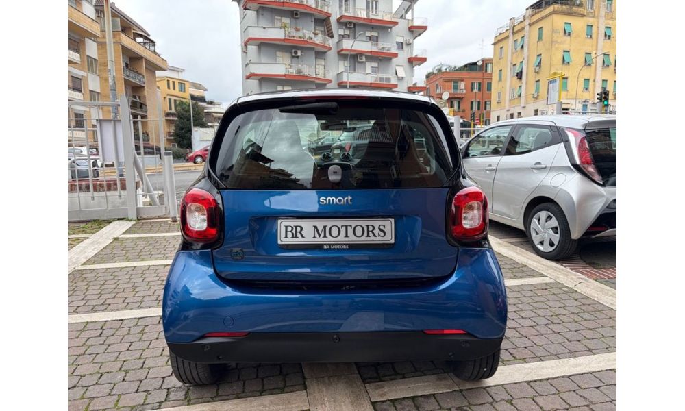 772819