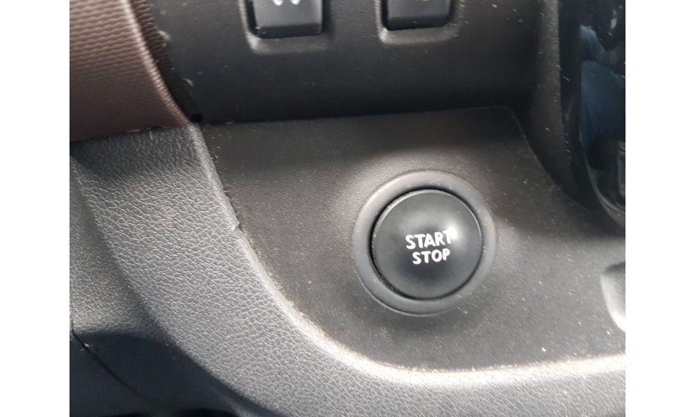 833976