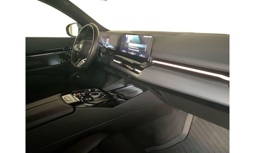 997457