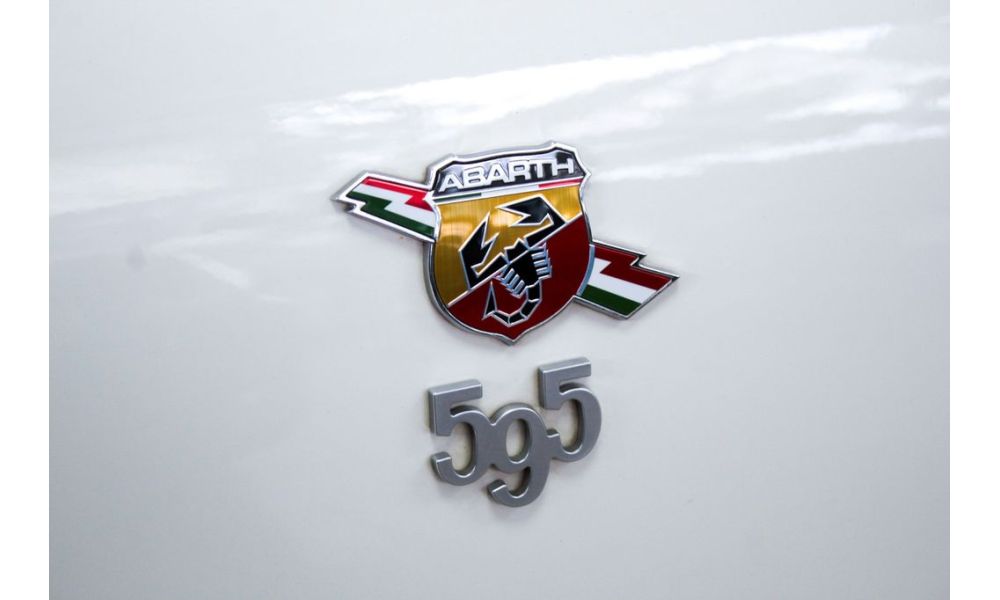 548226