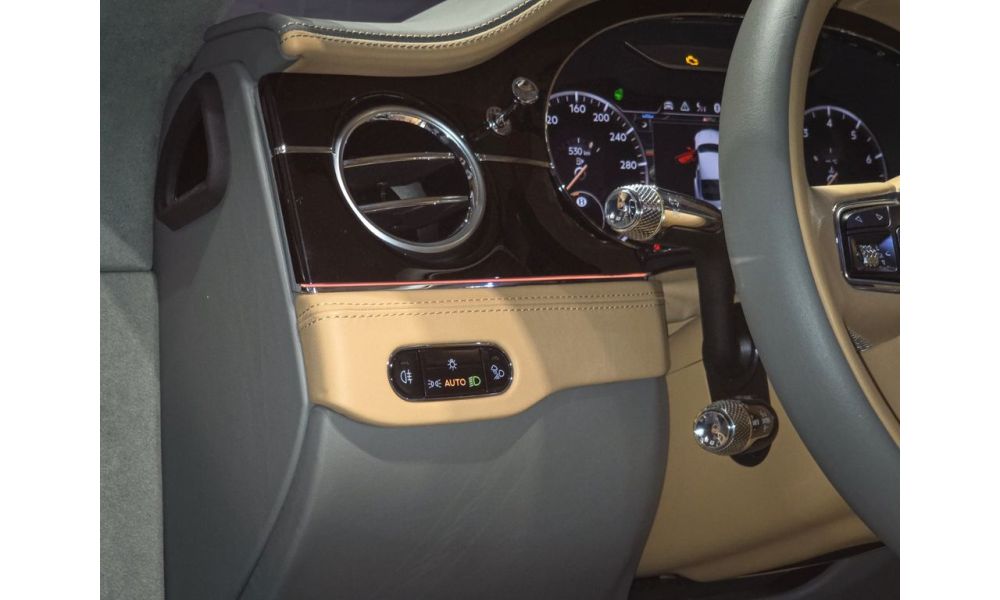 981402