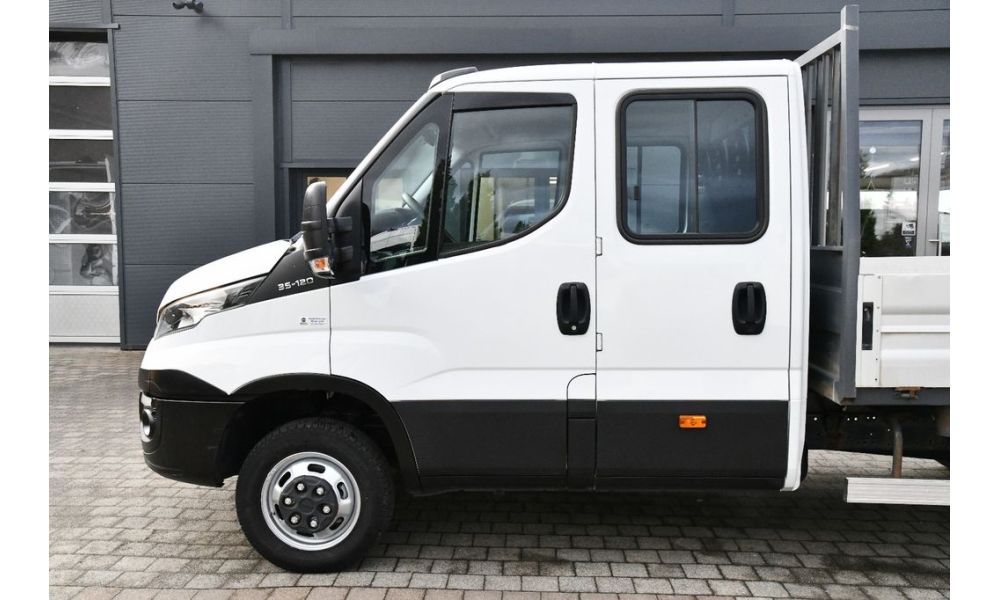 929643