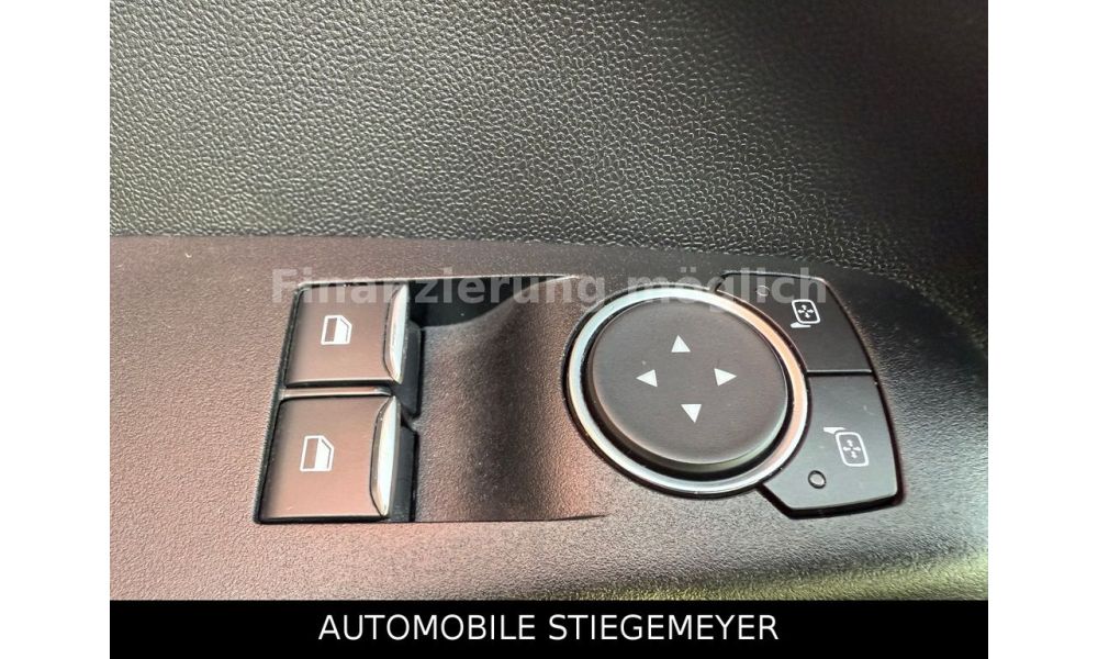 558620