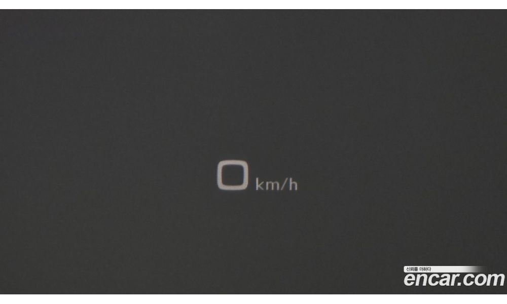 557795