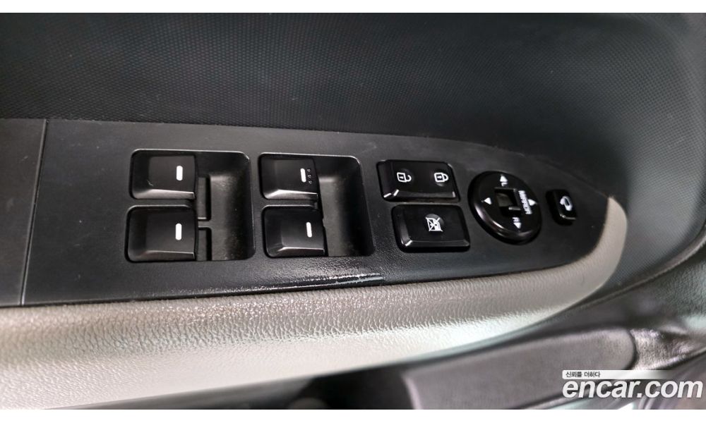 438277