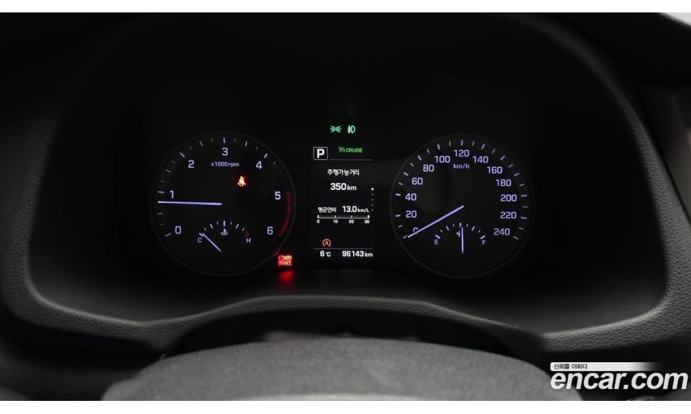 573487