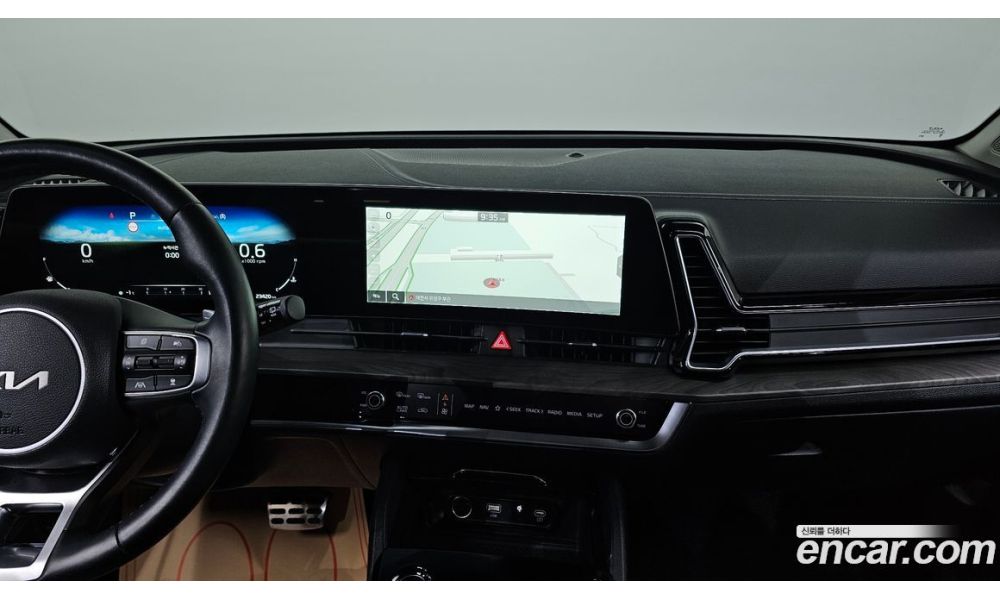 543826