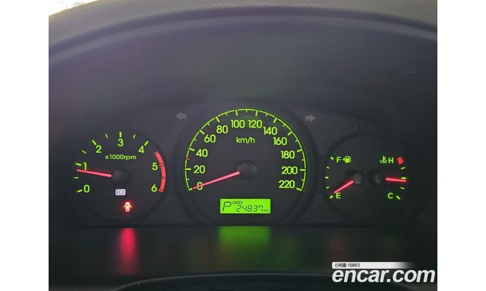 657729