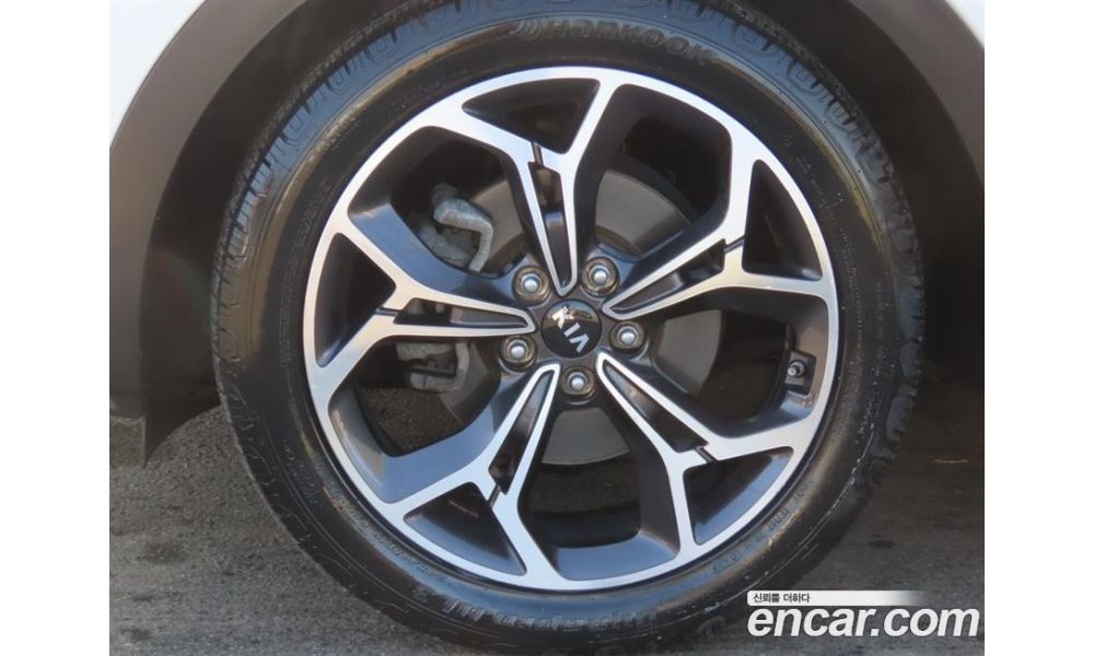 572112