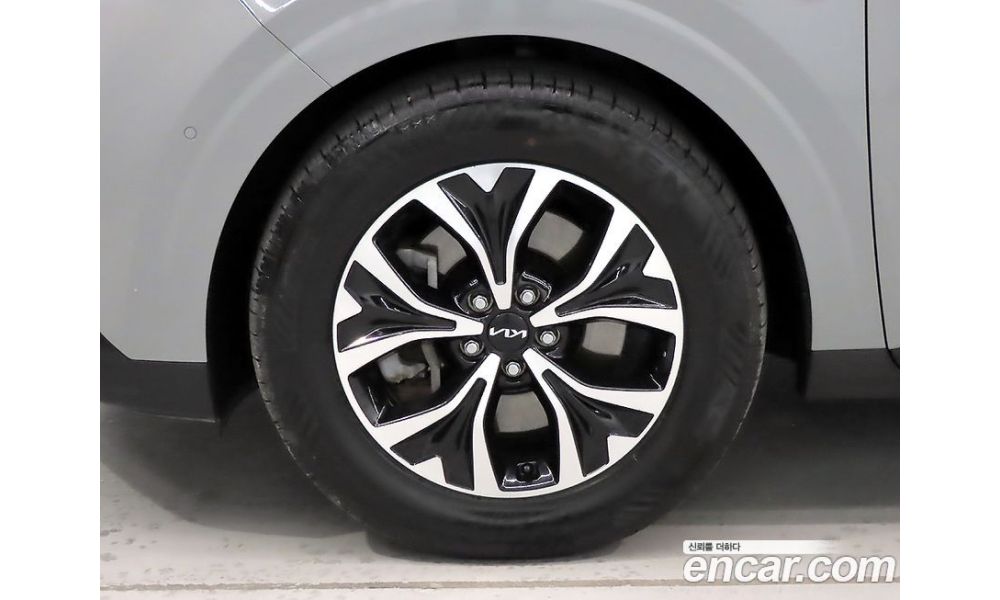 71963