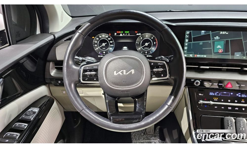 893573