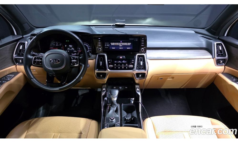 613990