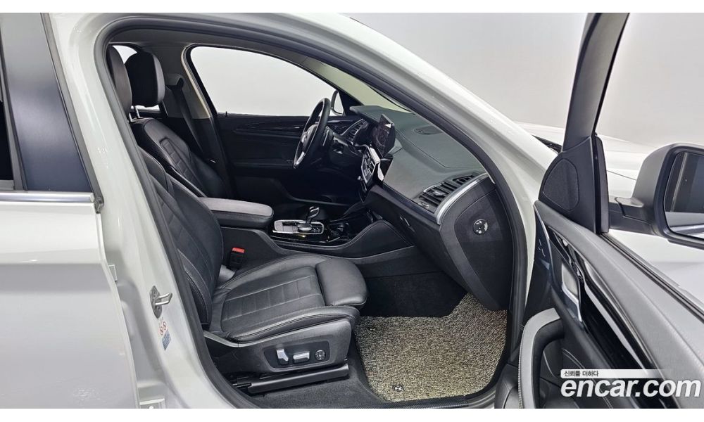 647308
