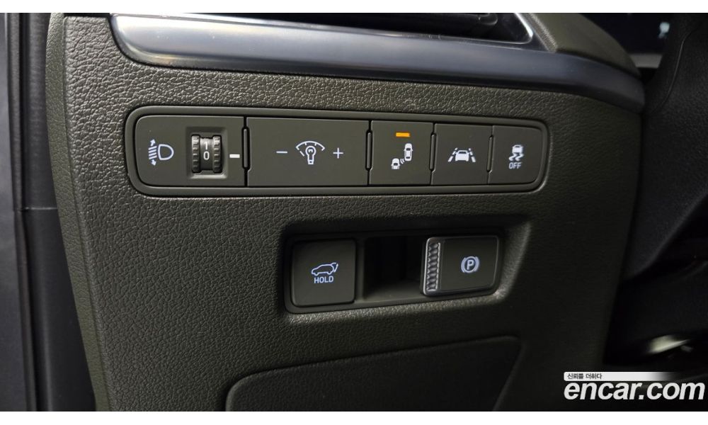 995382