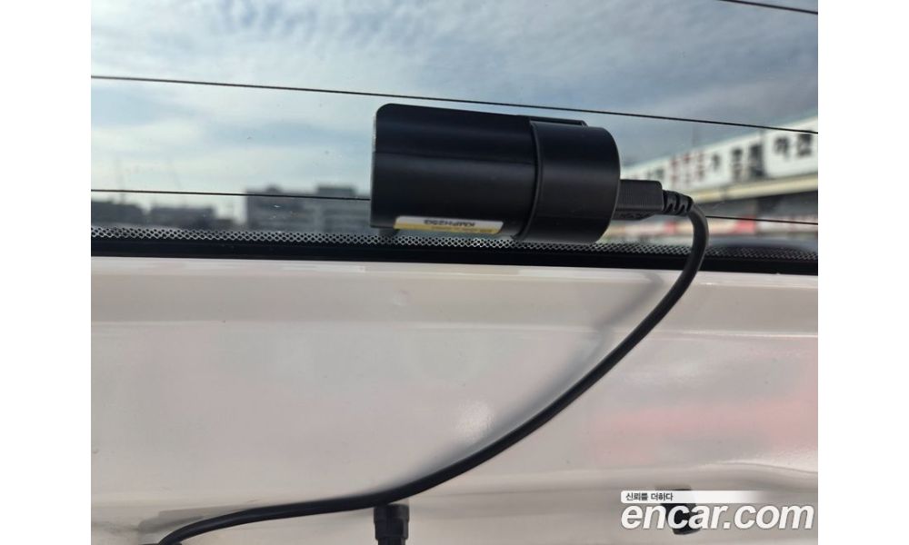331070