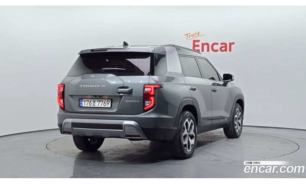 128435