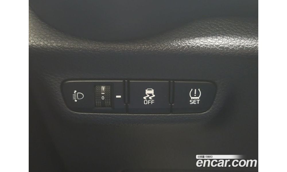 777813