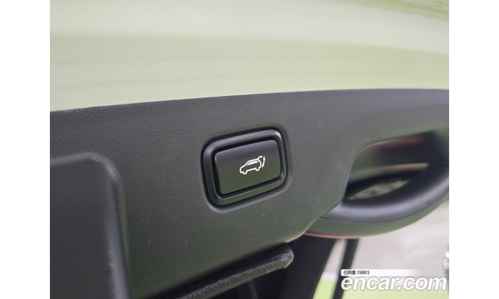 708368