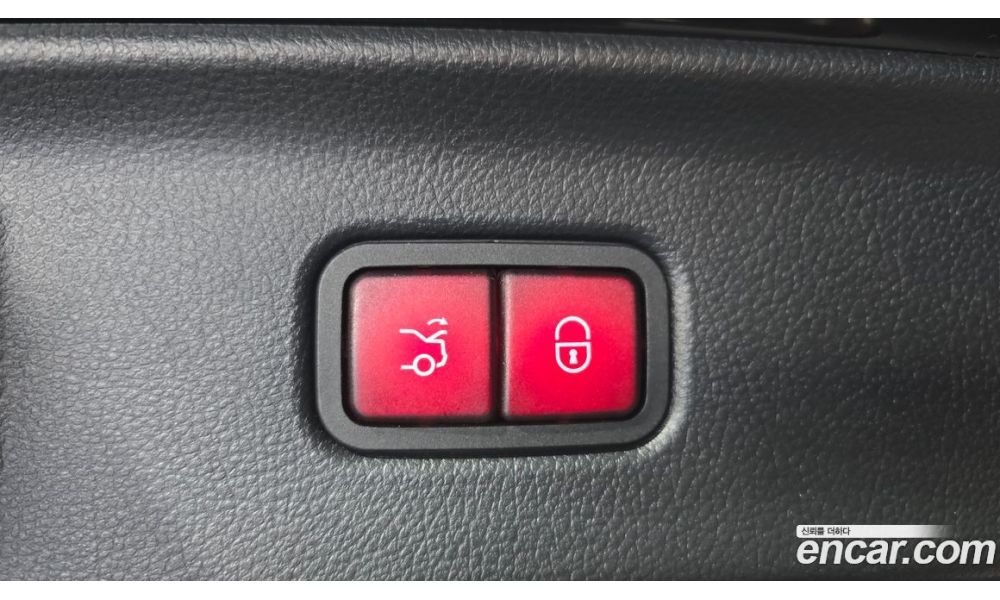 566676