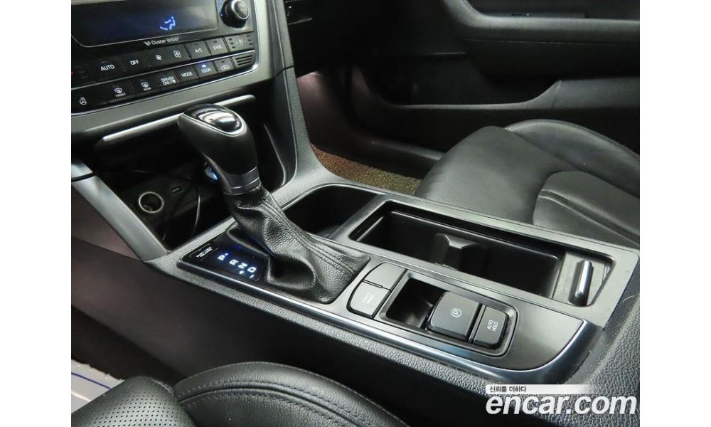 729902