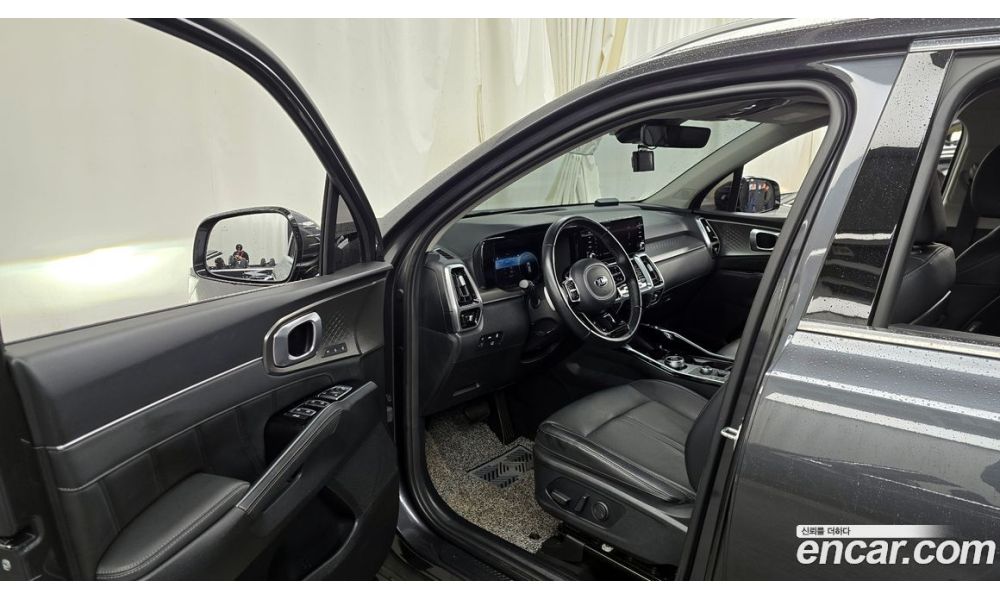 483235