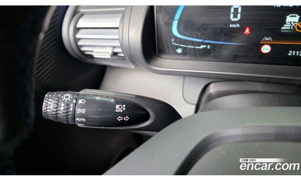 852931