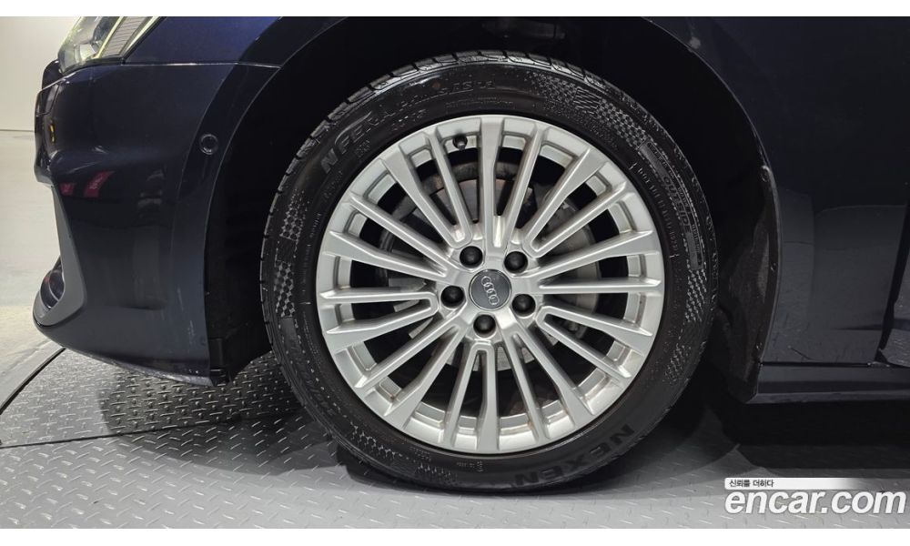 358511