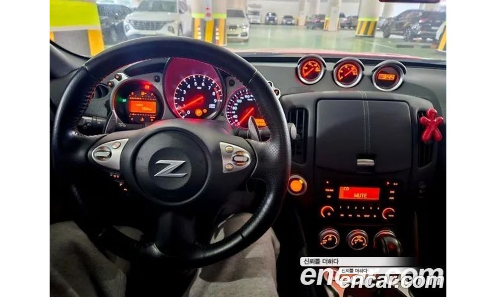 706592