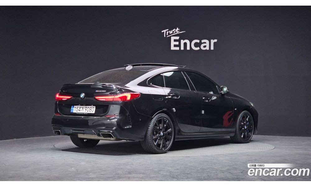 390056