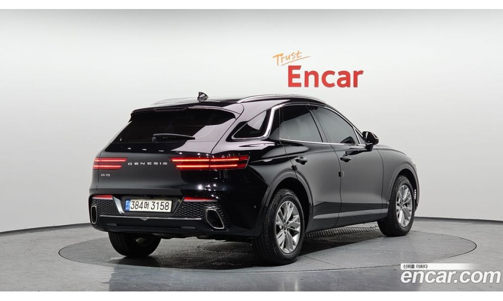 643582